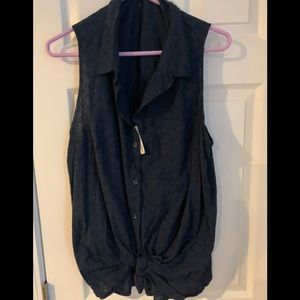 NWOT Sleeveless Blouse Navy Blue Cotton